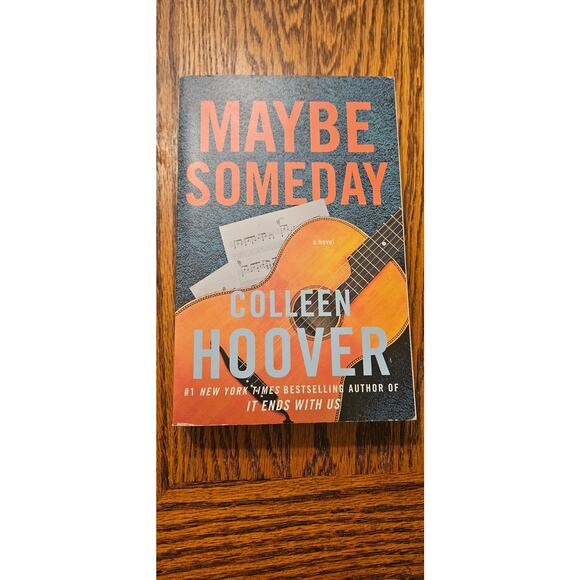 Atria Publishing Other - Colleen Hoover Maybe Someday paperback fiction  romance novel‎ setting Y2k